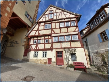 Denkmalgeschütztes Mehrfamilienhaus in unserer schönen Altstadt Rottenburg, 72108 Rottenburg am Neckar, Mehrfamilienhaus